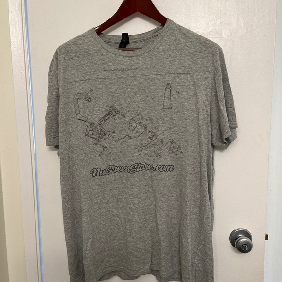 T Shirt - Picture 1 of 1